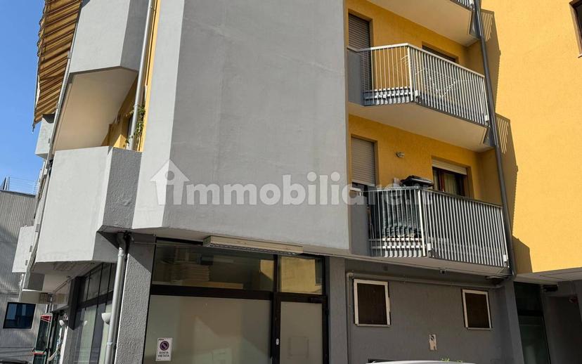 Trilocale vicolo Parolari 28, Centro Sud, Rovereto — foto 4 di 10