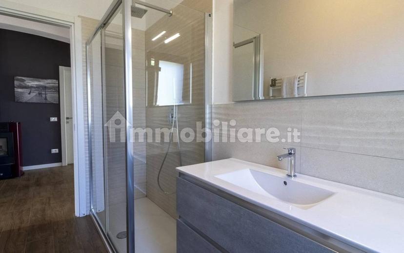Quadrilocale buono stato, piano terra, Crebbio, Abbadia Lariana — foto 29 di 43