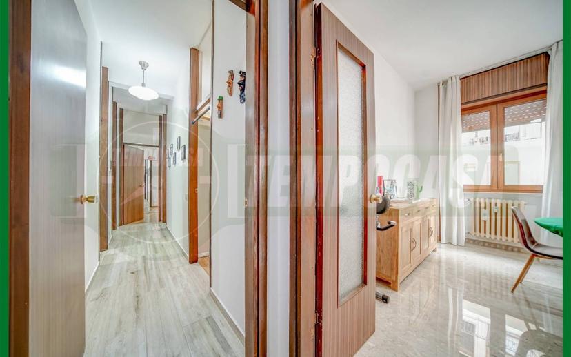 Trilocale piazzale europa, Centro, Gallarate — foto 11 di 25