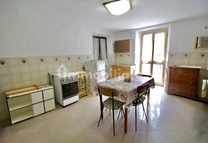 Villa a schiera via della Collina, Cavarzano, Vernio — foto 2 di 23