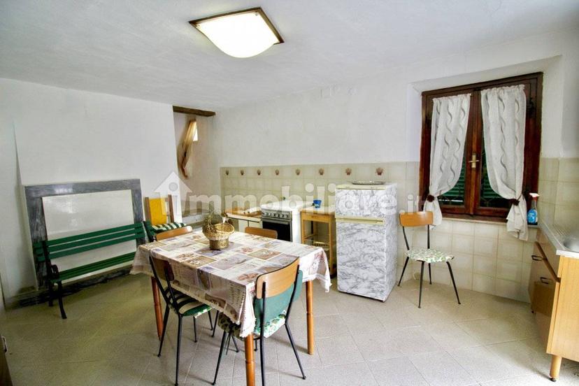 Villa a schiera via della Collina, Cavarzano, Vernio — foto 16 di 23