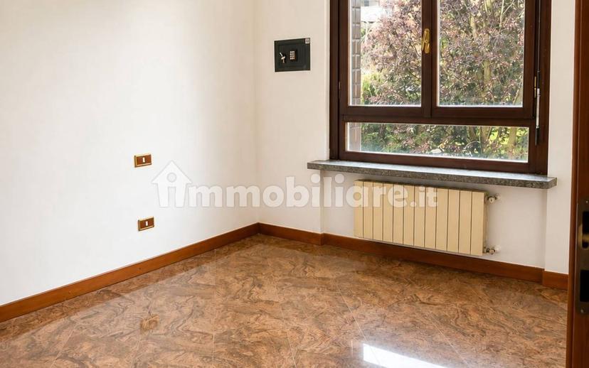 Trilocale via Salvo D'Acquisto 6, Centro, Agrate Brianza — foto 12 di 34