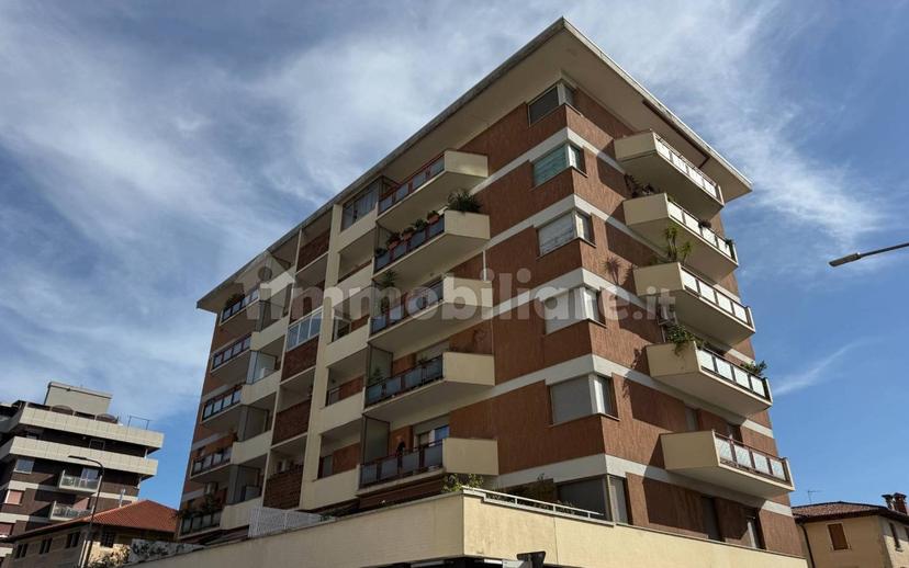 Trilocale via Vincenzo Joppi 4, Viale Venezia - Cormor, Udine — foto 2 di 11