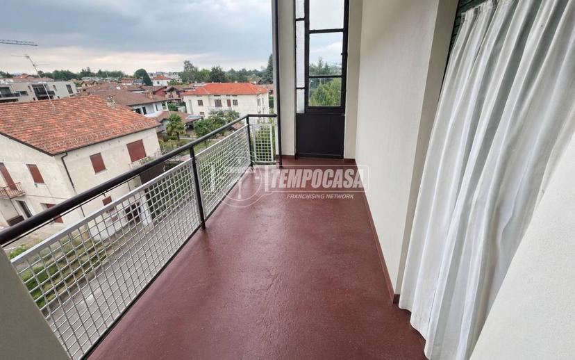Quadrilocale via LUINI 40, Centro, Lomazzo — foto 6 di 12