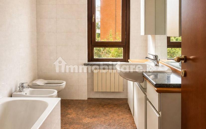 Trilocale via Salvo D'Acquisto 6, Centro, Agrate Brianza — foto 2 di 34