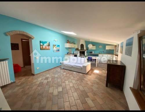 Trilocale ottimo stato, secondo piano, Poggio - Massignano, Ancona — foto 2 di 4