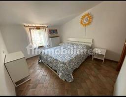 Trilocale ottimo stato, secondo piano, Poggio - Massignano, Ancona