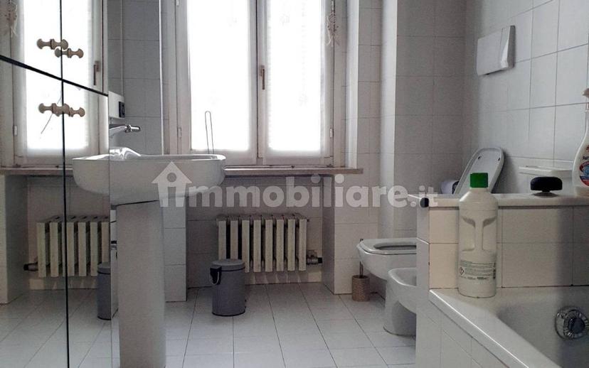 Trilocale vicolo Scacchini, Centro Storico, Parma