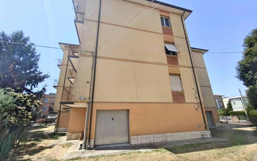 Quadrilocale buono stato, piano rialzato, Spazzoli - Medaglie D'Oro, Forlì — foto 6 di 16
