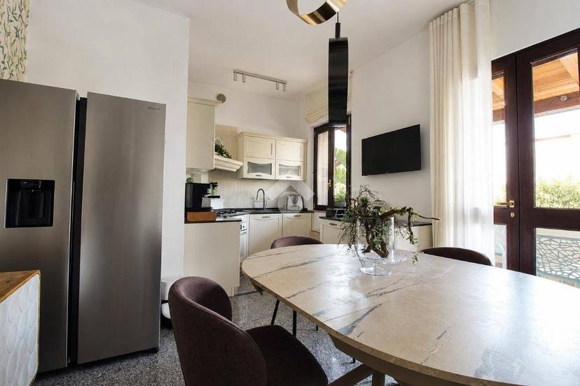 Trilocale via Brigata Maiella 5, Centro, Roseto degli Abruzzi — foto 3 di 24