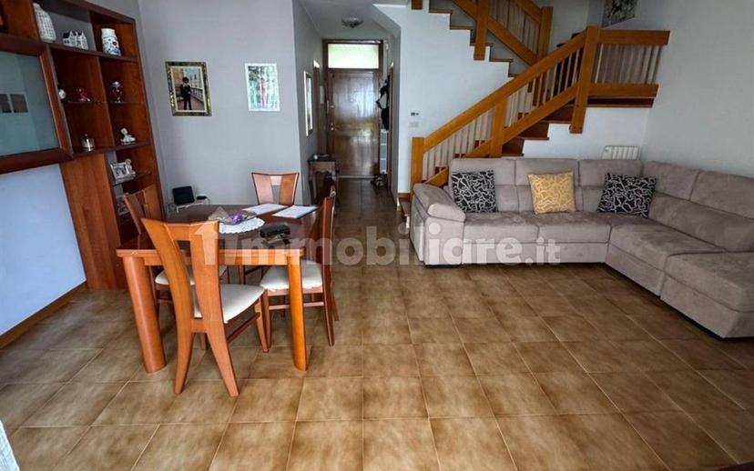 Appartamento buono stato, su più livelli, Borgo Santa Maria, Pesaro — foto 11 di 17