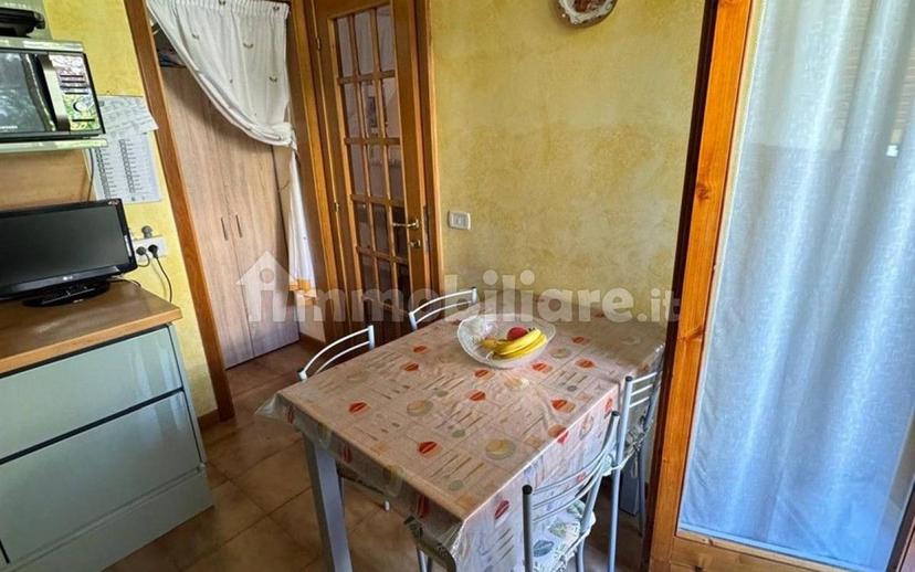 Appartamento buono stato, su più livelli, Borgo Santa Maria, Pesaro — foto 2 di 17