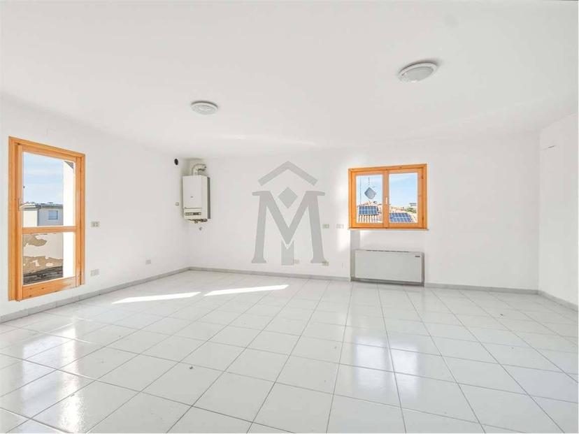 Appartamento via Bainsizza, 9, Carrozzone, Reggio Emilia — foto 2 di 42