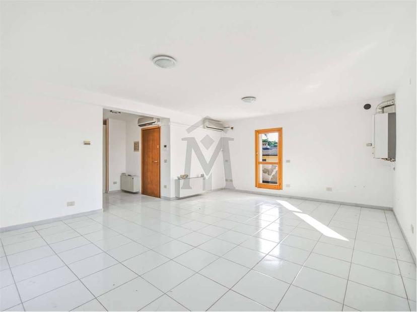 Appartamento via Bainsizza, 9, Carrozzone, Reggio Emilia — foto 9 di 42
