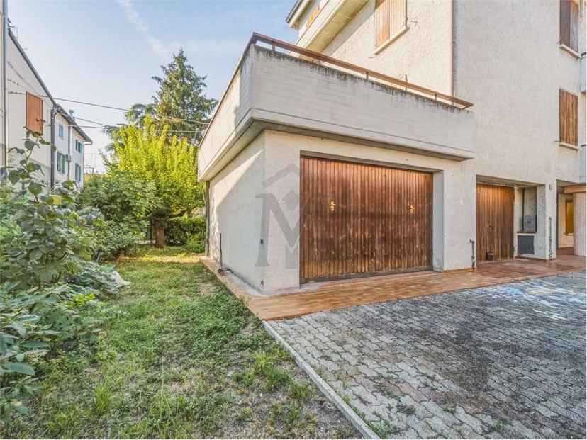 Appartamento via Bainsizza, 9, Carrozzone, Reggio Emilia — foto 16 di 42
