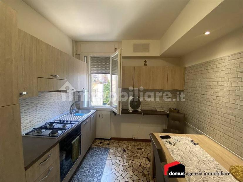 Appartamento viale Santa Croce, Centro, Schio — foto 7 di 15