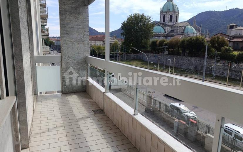 Trilocale via Alessandro Manzoni 12, Sant'Agostino, Como — foto 14 di 18