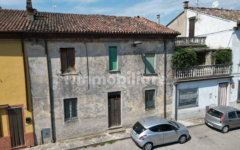 Terratetto unifamiliare via Carlo Montanari 12, Centro, Canneto sull'Oglio — foto 6 di 7
