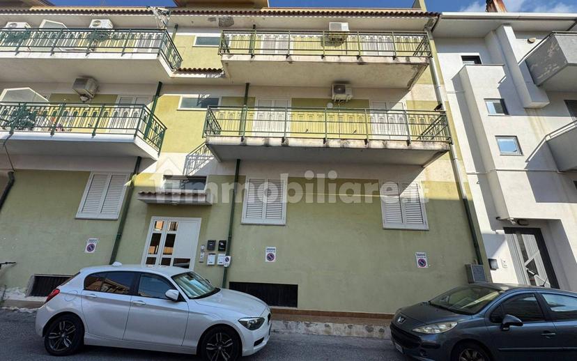 Quadrilocale via Rosate, Oliveri — foto 7 di 16