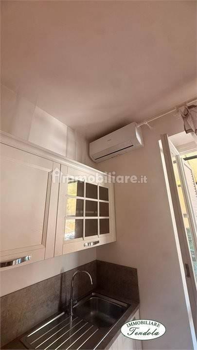 Bilocale primo piano, Centro, Carrara — foto 4 di 9
