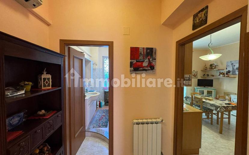 Quadrilocale via Rosate, Oliveri — foto 5 di 16