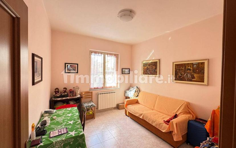 Quadrilocale via Rosate, Oliveri — foto 11 di 16