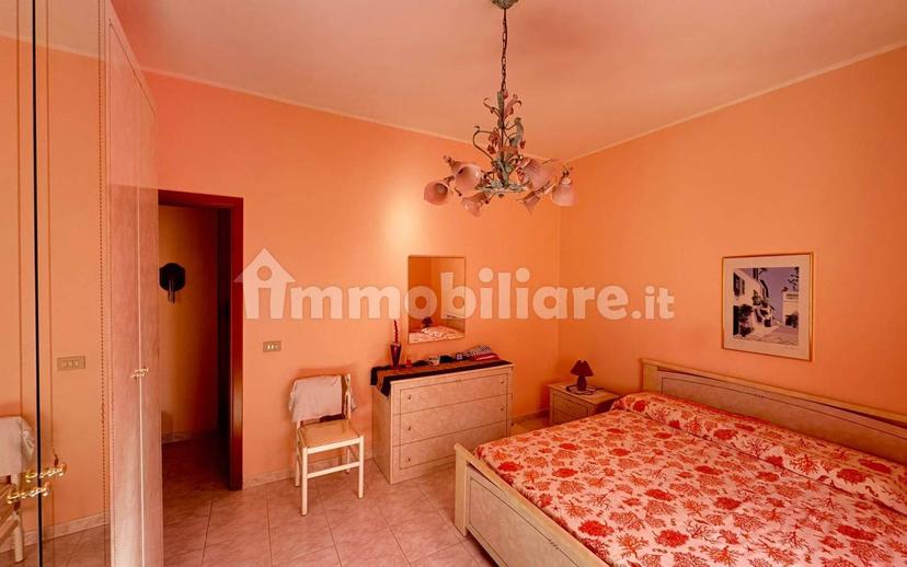 Quadrilocale via Rosate, Oliveri — foto 12 di 16