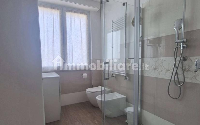 Trilocale ottimo stato, secondo piano, Centro, Massa — foto 12 di 35