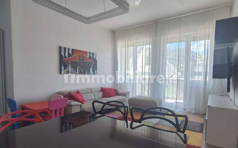 Trilocale ottimo stato, secondo piano, Centro, Massa — foto 15 di 35