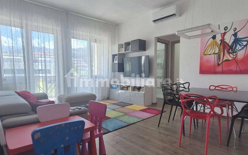 Trilocale ottimo stato, secondo piano, Centro, Massa — foto 11 di 35
