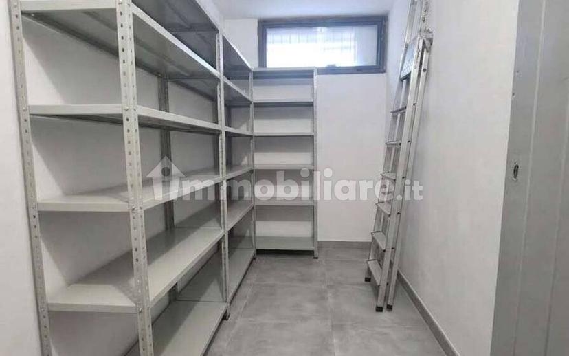 Trilocale ottimo stato, secondo piano, Centro, Massa — foto 10 di 35