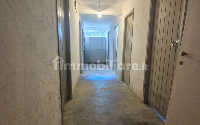 Trilocale ottimo stato, secondo piano, Centro, Massa — foto 6 di 35