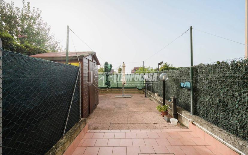 Trilocale via Chinnici 6, Centro, Correggio — foto 18 di 36