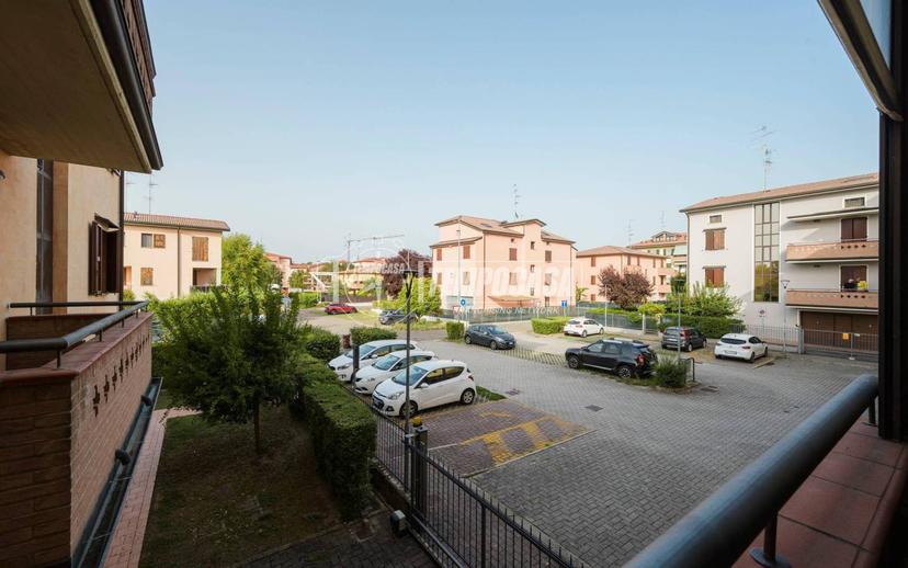 Trilocale via Chinnici 6, Centro, Correggio — foto 2 di 36