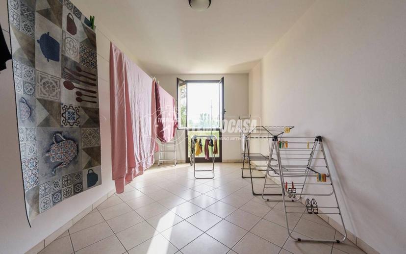 Trilocale via Chinnici 6, Centro, Correggio — foto 17 di 36