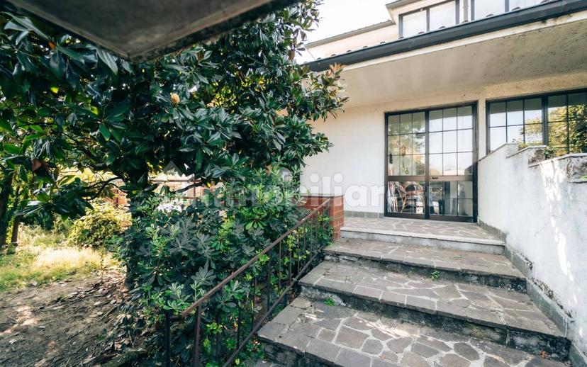 Villa bifamiliare via Martiri della Cagnola, Centro, Montanaso Lombardo — foto 3 di 33