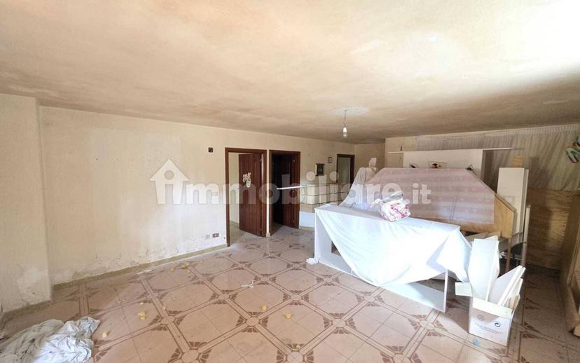 Villa unifamiliare via Vincenzo Bellini, Centro, Tremestieri Etneo — foto 9 di 17