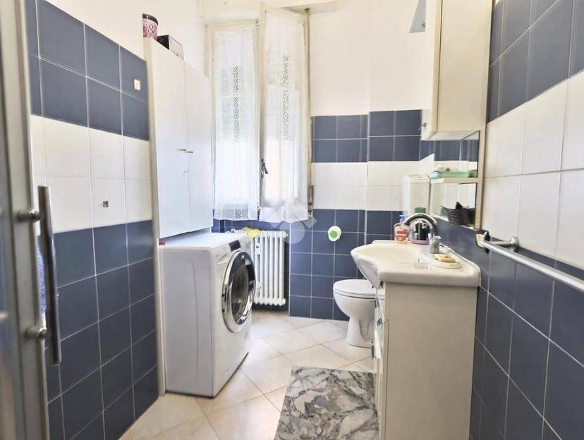 Quadrilocale via Fratelli Cervi, Carrozzone, Reggio Emilia — foto 19 di 43