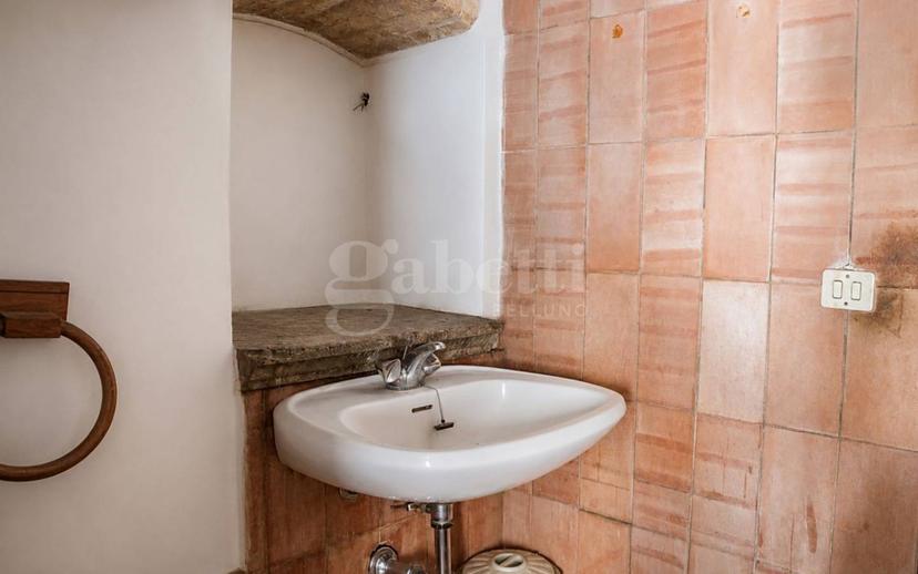 Bilocale Riva San Nicolò, 48, Centro, Belluno — foto 13 di 19