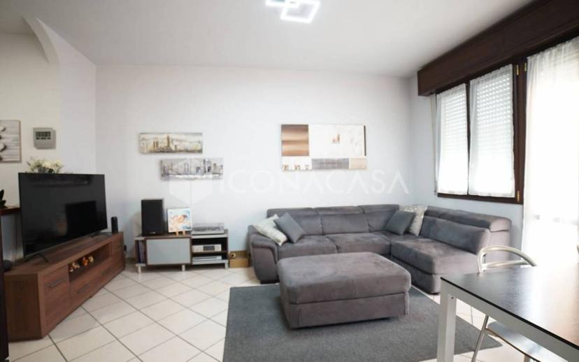 Trilocale viale Santissima Consolata 40, Pontenuovo, Rometta, Sassuolo — foto 9 di 24