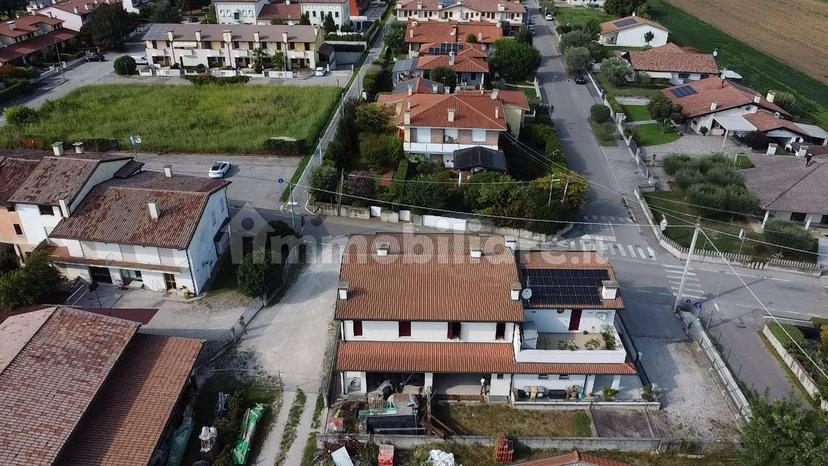 Villa a schiera via Cavazzoni 34, Tezze, Tezze sul Brenta — foto 6 di 18
