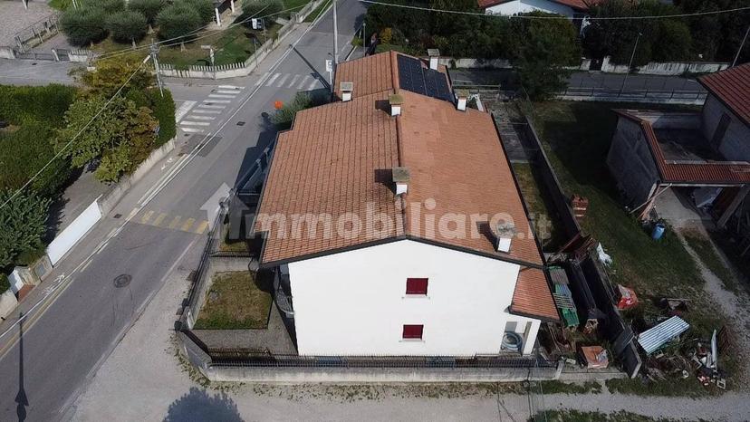 Villa a schiera via Cavazzoni 34, Tezze, Tezze sul Brenta — foto 3 di 18