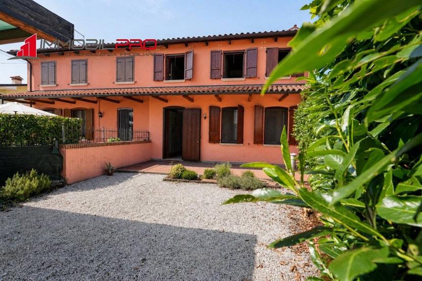 Villa bifamiliare via Verlata, 26/A, Rozzampia, Thiene — foto 32 di 39