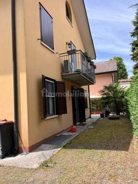 Villa a schiera via Ospedale 6, Centro, San Martino in Rio — foto 2 di 19