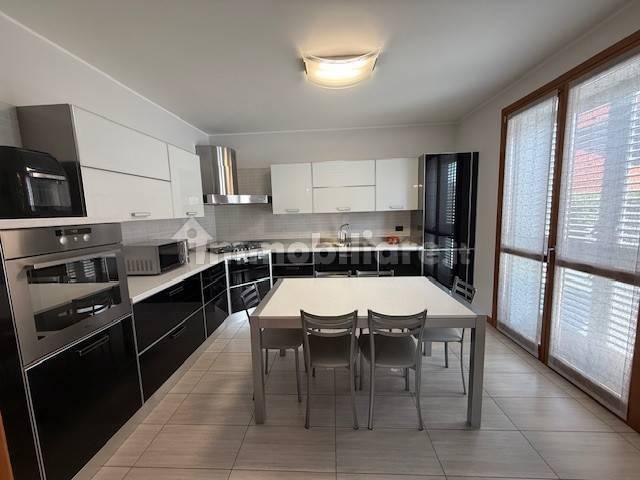 Villa unifamiliare, ottimo stato, 325 m², Centro, Ghisalba — foto 40 di 43