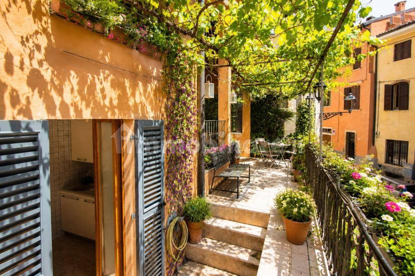 Trilocale via Fontanelle Santo Stefano   7, Veronetta, Verona — foto 8 di 22