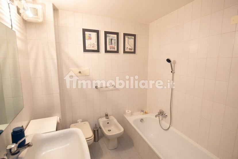 Trilocale via Fontanelle Santo Stefano   7, Veronetta, Verona — foto 9 di 22