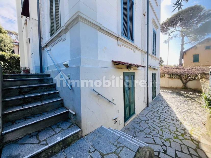 Appartamento in villa via Tina di Lorenzo 9, Quercianella, Livorno — foto 17 di 20