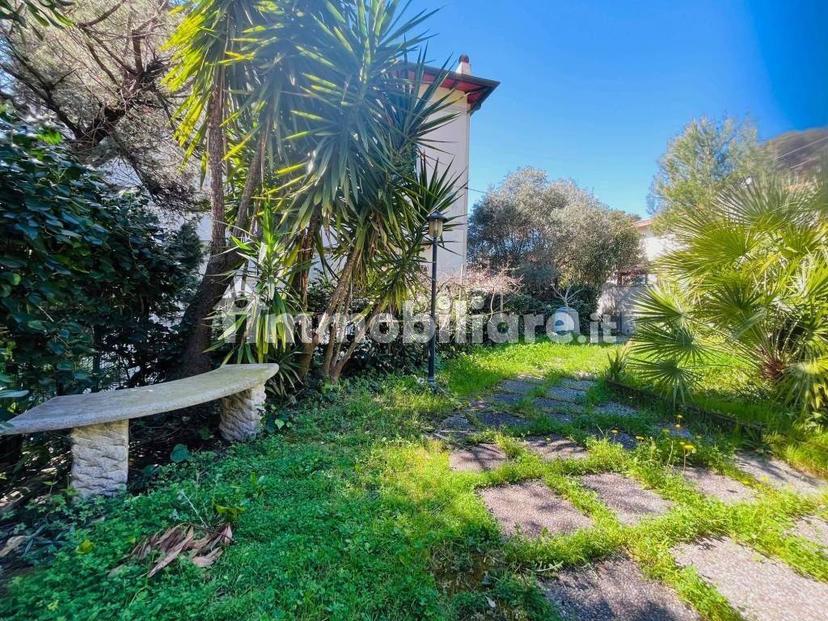 Appartamento in villa via Tina di Lorenzo 9, Quercianella, Livorno — foto 8 di 20