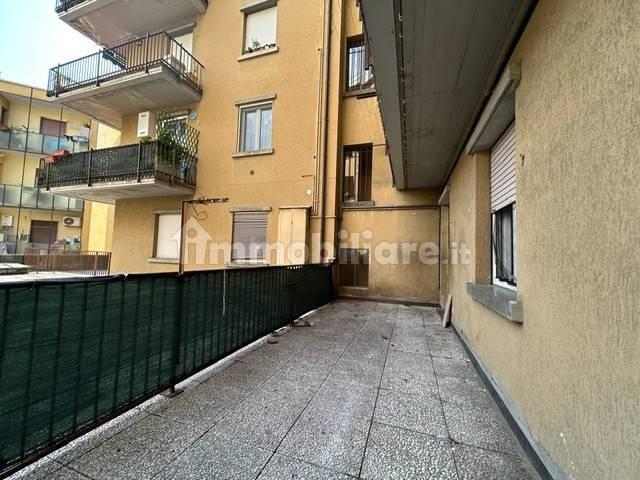 Trilocale via Francesca Manzoni, San Giovanni, Lecco — foto 7 di 11